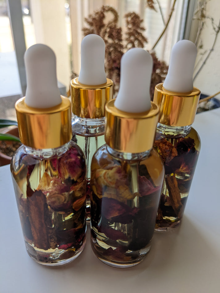 Love Oil – The Heka Divine